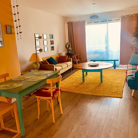 Chez Florence Et Pierre, Calme, Confort Et Lumiere Angers Exterior photo